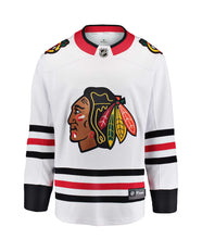 Load image into Gallery viewer, Men&#39;s Fanatics Chicago Blackhawks White Breakaway NHL Jersey
