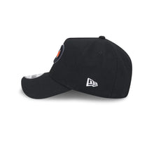 Load image into Gallery viewer, Philadelphia Flyers New Era 9FORTY A-Frame Black Snapback NHL Adustable Hat
