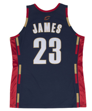 Load image into Gallery viewer, Men&#39;s Mitchell &amp; Ness Lebron James Cleaveland Cavaliers Navy Blue NBA Hardwood Classics Swingman Jersey
